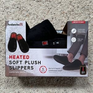 Avalanche Black Heated Plush Slippers